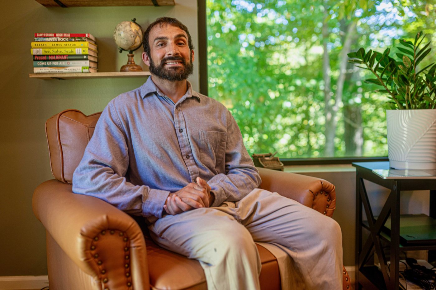 Dr. Lucas Bianco